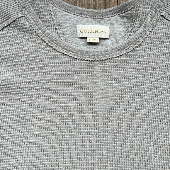 SOLD Aritzia TNA Alder Thermal Long Sleeve size small - Picture 4 of 10